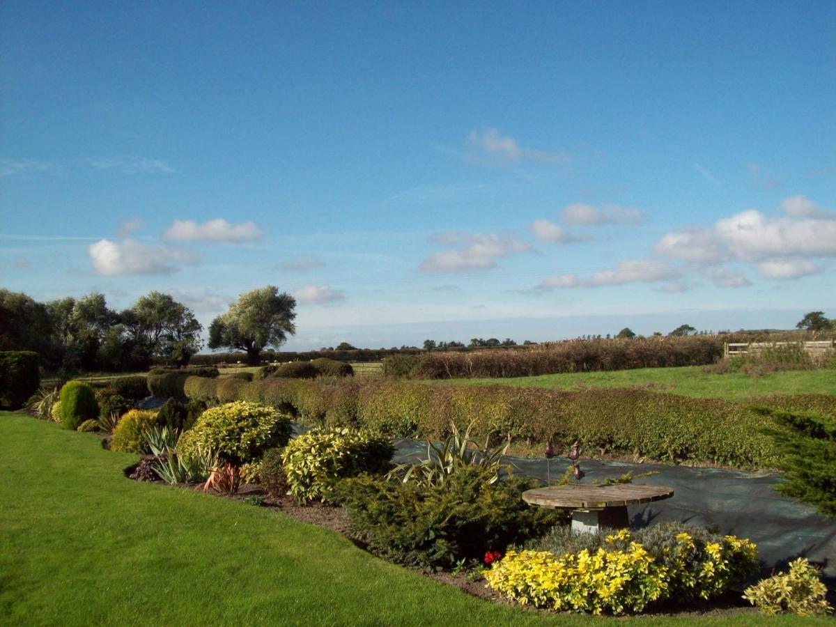 Willow Barn Boutique B&B Worle Екстер'єр фото