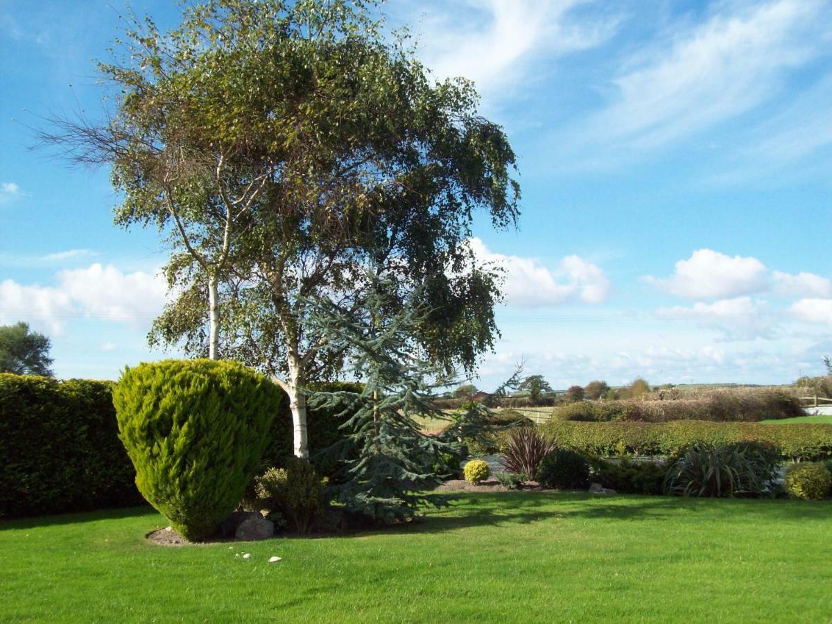 Willow Barn Boutique B&B Worle Екстер'єр фото